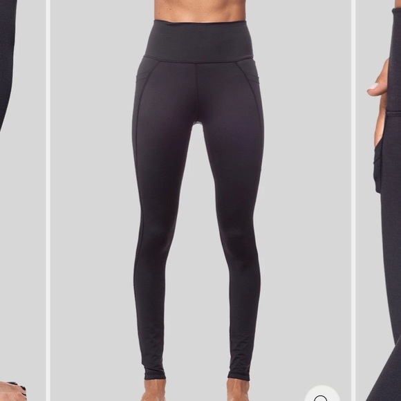 NWOT Vie Active 7/8 Black Legging - Picture 3 of 9